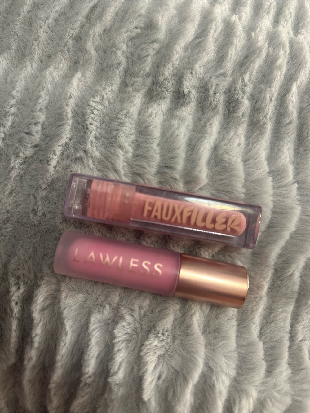 LAWLESS & Hudabeauty Filler Lip Duo in Dusty Rose